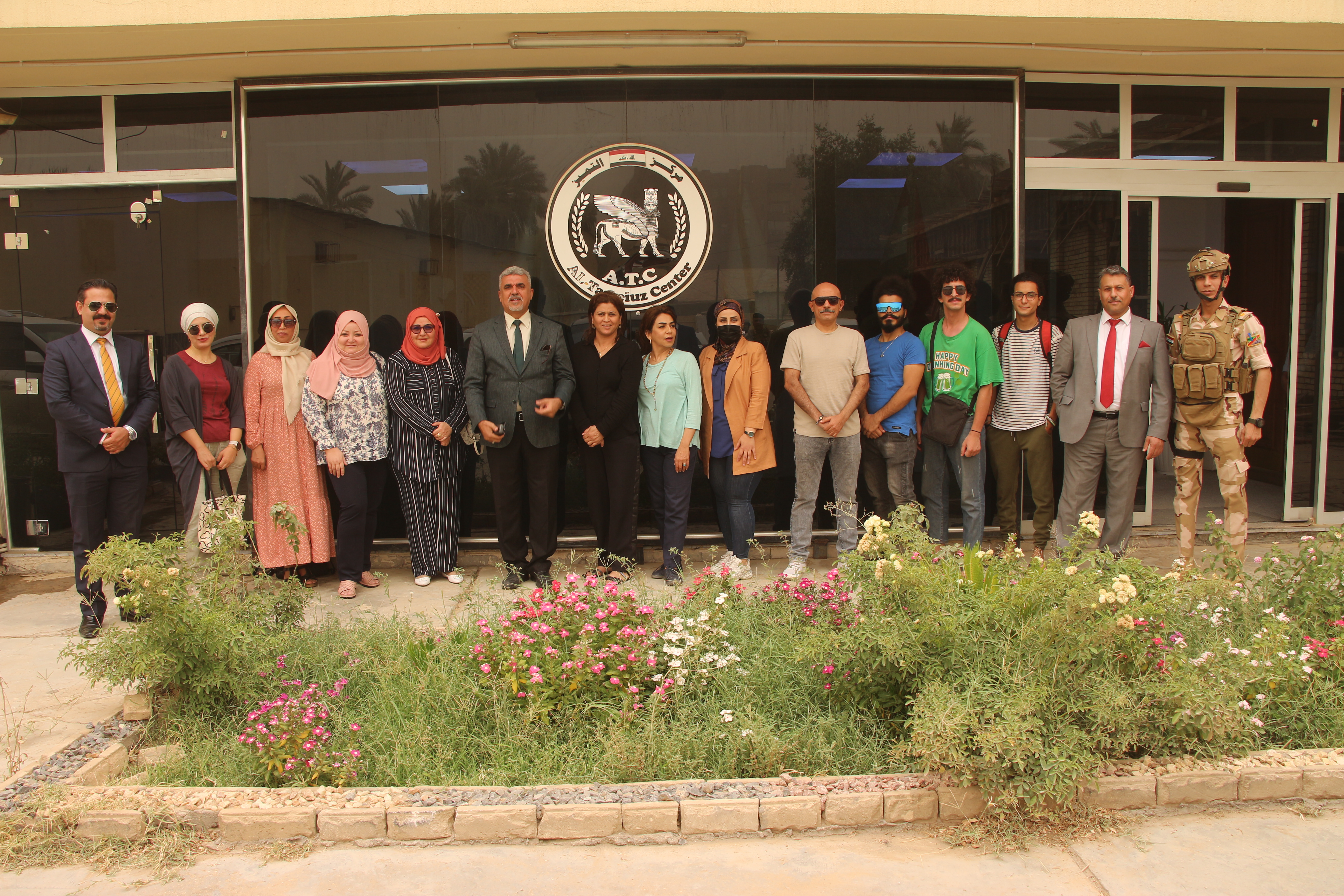 العيادة المسرحية - 1